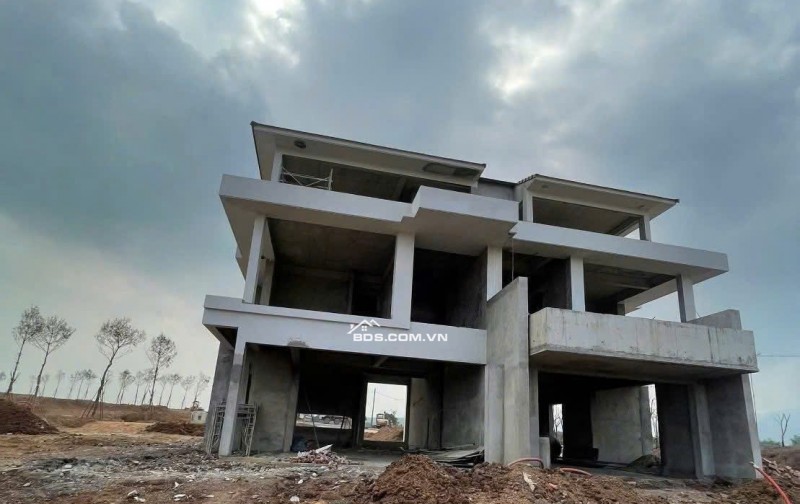 Em còn mấy suất ngoại giao dự án UTOPIA  giá nhỉnh 5 tỷ đã có căn hộ vị trí xịn sò nhất dự án